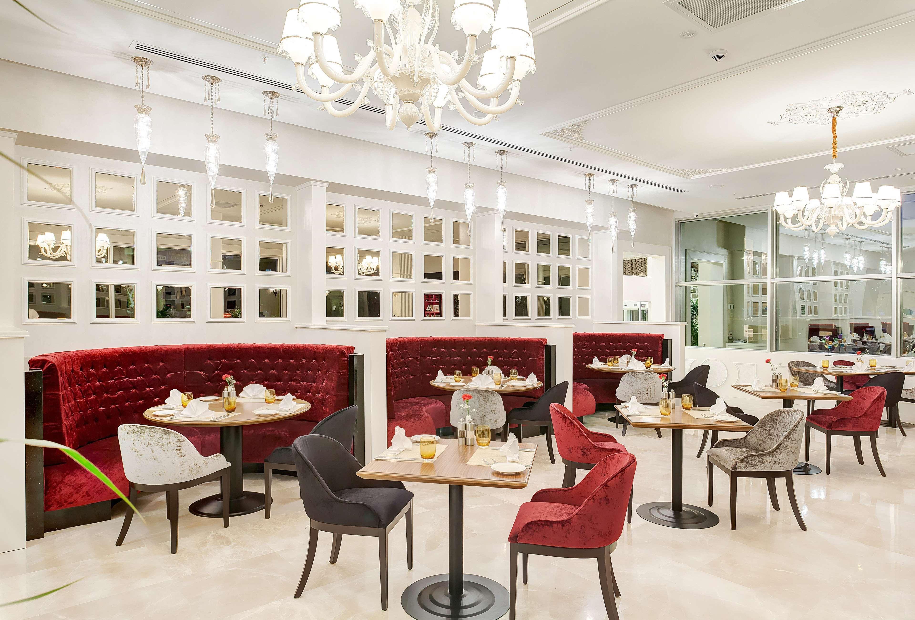 Doubletree By Hilton Gaziantep Hotel Exterior photo